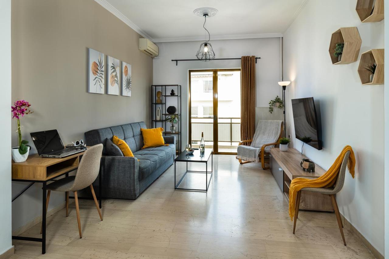 Central Apt. With Parking - 3 Min From Old Port Chania  Exterior photo