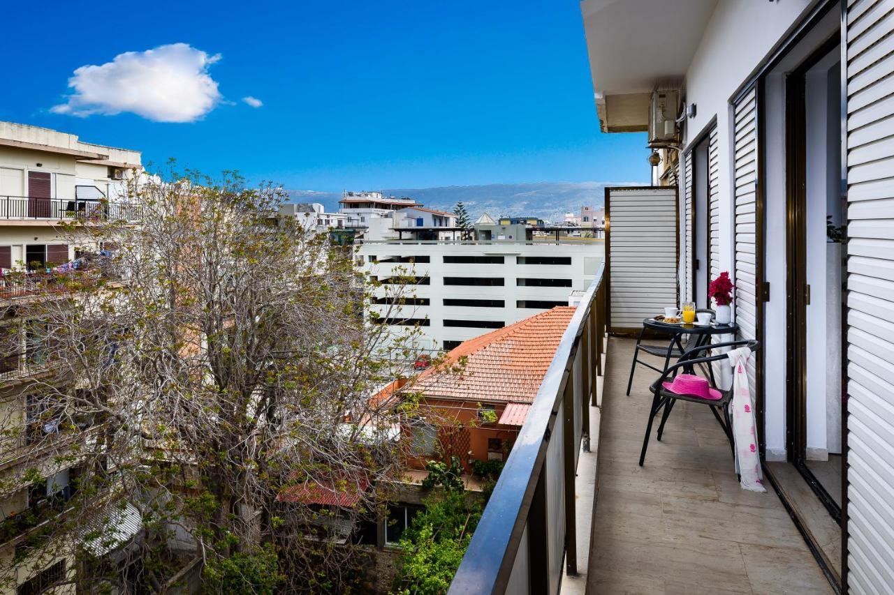 Central Apt. With Parking - 3 Min From Old Port Chania  Exterior photo